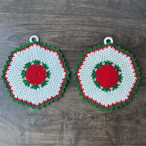 Vintage Crocheted Festive Christmas Doily - Set of 2 - Vintage Holiday Decor